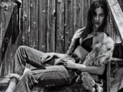 Bồ Ronaldo hoang dại trong trang phục thổ dân