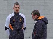 Agger lạy lục xin rời khỏi Liverpool