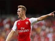 “Kinh nghiệm của Mertesacker sẽ giúp Arsenal đánh bại M.U”