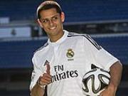 Chicharito đưa đàn anh Ronaldo lên "mây xanh"