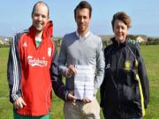 Cựu sao Premier League phải .... trả tiền để được chơi bóng cấp .... nghiệp dư