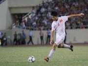 TIền vệ ngôi sao U19 Việt Nam khuất phục "đầu gấu" bằng một câu nói