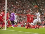 Brendan Rodgers giải thích lý do cất Sterling trên ghế dự bị