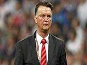 Louis van Gaal thất vọng vì hàng thủ tệ hại của M.U