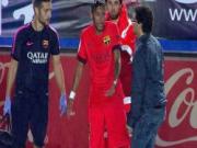 Neymar nổi đóa vì bị thay ra sớm