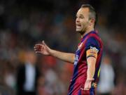 Iniesta thừa nhận lối chơi của Barcelona quá rườm rà