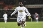 Chi đậm 25 triệu bảng, Man City quyết chiêu mộ “ngôi sao đen” của Swansea