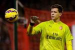 Szczesny bị HLV Wenger “dằn mặt” vì phạm luật tối kỵ