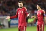 Pique phẫn nộ vì tiếp tục bị CĐV nhà la ó ở tuyển TBN