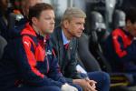 Đánh bại Swansea, Arsene Wenger cười khẩy Jose Mourinho
