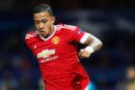 Hết sạch tiền đạo, Van Gaal lập tức “nịnh” Depay