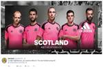 Lạ lẫm với áo đấu màu hồng của ĐT Scotland