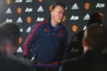 Van Gaal nói gì trước trận đấu sống còn với Stoke?