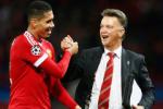 Smalling: “Van Gaal đủ sức tẩn tôi một trận ra trò”