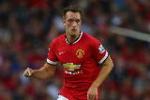 Tình huống Phil Jones cản phá bóng theo phong cách "cảm tử quân"