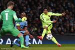 Video bàn thắng: Man City 1-2 Barca (Vòng 1/8 Champions League 2014/2015)