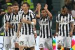 Tevez tỏa sáng đưa Juventus tiến gần chức vô địch Serie A