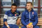 Coquelin và Wilshere: Hai tài năng đối lập