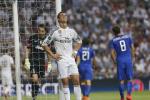 Real Madrid thành cựu vương: Trả giá vì không chịu xoay tua