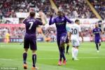 Thủ lĩnh Yaya Toure lập cú đúp, Man City thắng nghẹt thở Swansea City