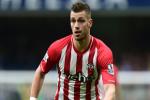 Schneiderlin bỏ tập nằng nặc đòi tới M.U