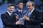 Messi cười tươi rói, Ronaldo mặt lạnh lùng tại lễ trao giải