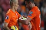 Van Persie bị Robben "cướp" băng thủ quân của ĐT Hà Lan