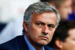 Chán đổ lỗi cho trọng tài và cầu thủ, HLV Mourinho chuyến sang công kích UEFA và FIFA