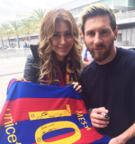 Được gặp Messi, nữ ca sỹ xinh đẹp mãn nguyện