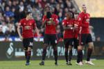 Man United tìm lại chiến thắng: Cười cho ngày họ cất đầu lên đi chứ!