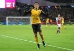 Lập hattrick trong 14 phút, Alexis Sanchez đi vào lịch sử Arsenal