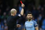 Triệt hạ David Luiz, Aguero bị treo giò ít nhất 4 trận