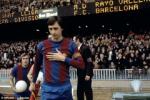 Barcelona cân nhắc đổi tên sân Nou Camp thành Johan Cruyff