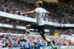 Harry Kane lập kỷ lục bằng bàn thắng vào lưới Liverpool