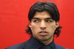 Tiền đạo Suarez bị cho có vấn đề ... thần kinh