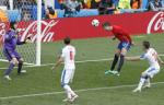 Tây Ban Nha 1-0 CH Séc: Sự bảo thủ chết người của Del Bosque