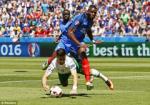 CH Ireland bất ngờ vươn lên dẫn trước từ chấm 11m (Trực tiếp: Pháp 0-1 CH Ireland)