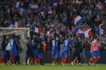 1 ngày trước khai mạc Euro 2016: Khi nước Pháp cần được gột rửa…