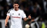 Besiktas xác nhận Barcelona muốn mua Mario Gomez