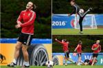 Gareth Bale cười phớ lớ trong buổi tập trước trận BĐN vs Wales