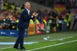 HLV Didier Deschamps: “Pháp chưa thể mừng vội”