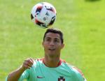 Ronaldo và đồng đội luyện tập chuẩn bị cho trận chung kết Euro 2016