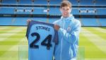 John Stones: "Tôi gặp áp lực lớn trong màu áo Man City"