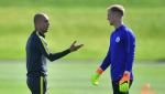 NÓNG: Pep và Joe Hart đối đầu cực kỳ căng thẳng trên sân tập