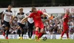 Tiền vệ James Milner mở tỷ số trên chấm 11m (Tottenham vs Liverpool)