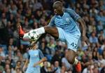 "Ngồi chơi xơi nước" ở Man City, Yaya Toure vẫn bỏ túi 10 triệu bảng