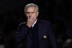 HLV Mourinho: Bóng đá bây giờ toàn Einstein
