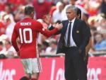 Tiết lộ bất ngờ: Mourinho gọi Rooney là "gã béo"