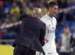 Tiết lộ những điều Ronaldo nói khi bị thay ra trong tức tối