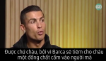 Ronaldo liên tục bình luận "đá xoáy" khi xem phim vinh danh Messi